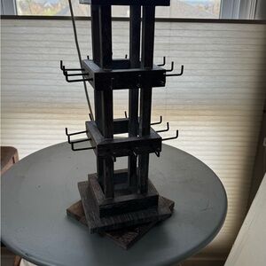 Rotating Jewelry display